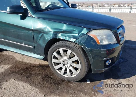 2010 Mercedes-Benz Glk 350 4Matic z USA, uszkodzony, nr VIN WDCGG8HB0AF392839